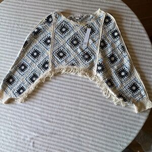 House of Harlow 1960 Blue and Cream Crochet Poncho